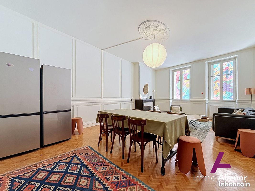 Immeuble 170 m² · à Bordeaux · 170 m² · 1 172 000 €