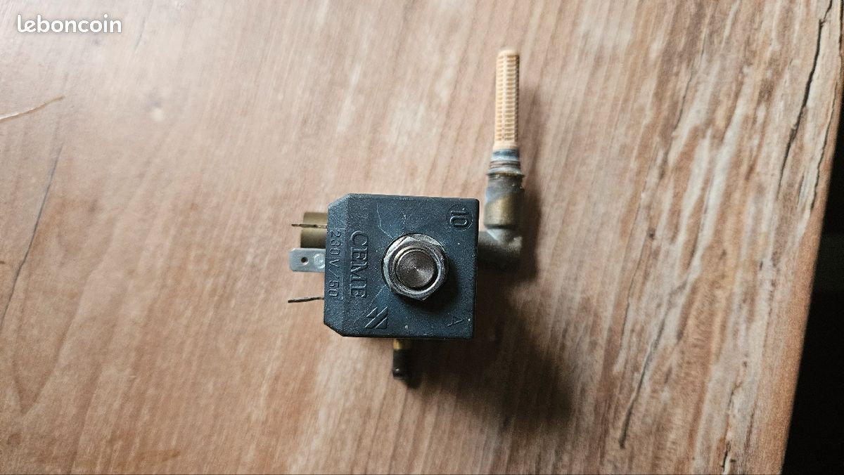 Électrovanne Pour Centrale Vapeur Calor / Rowenta - Référence 00950084 (CS-00095084), 230V 50Hz, Pression 6 Bars