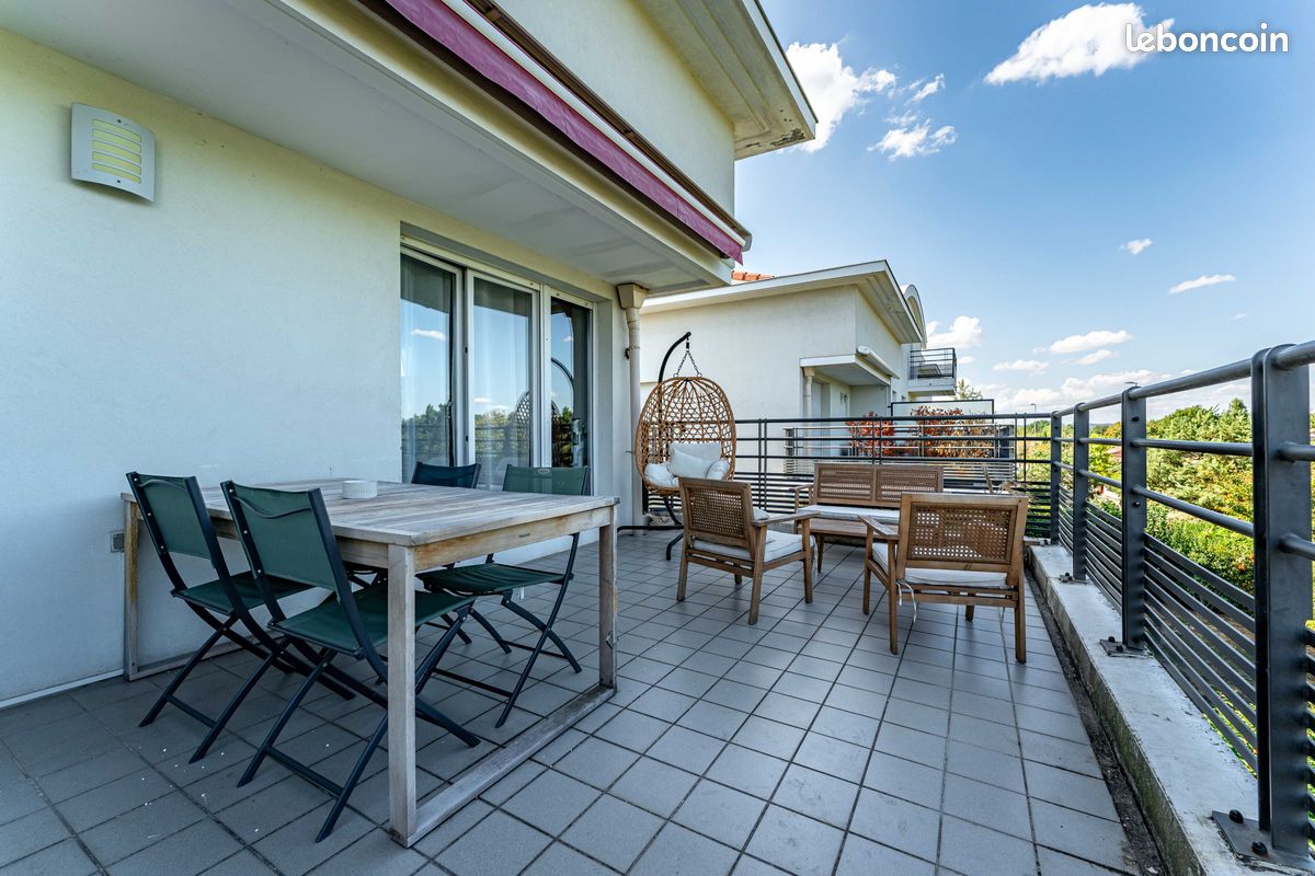 Appartement 3 pièces 76 m² · à Meyzieu · 76 m² · 300 000 €