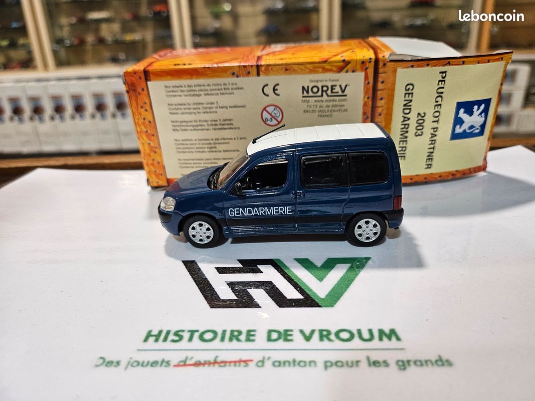 RARE LAND ROVER Gendarmerie Ancien Norev N°152 T1, 1/43, Gyro Bleu