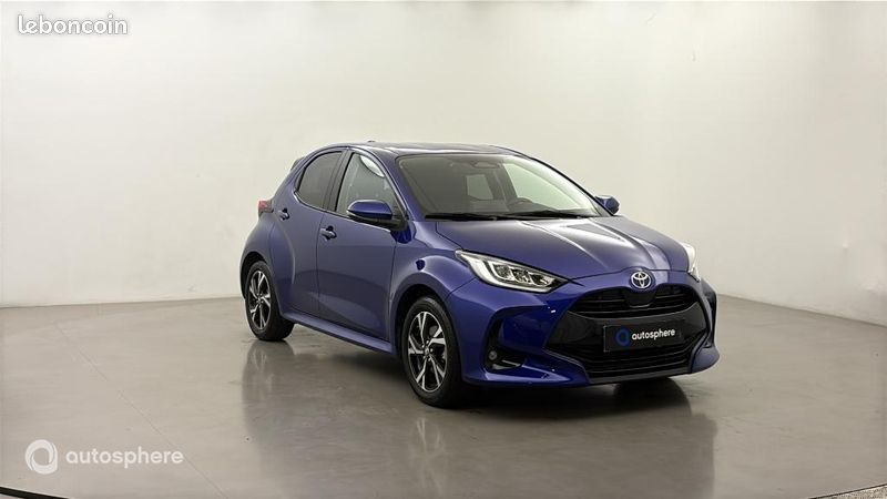 Toyota Yaris 116h Design 5p MY22 (image 3)