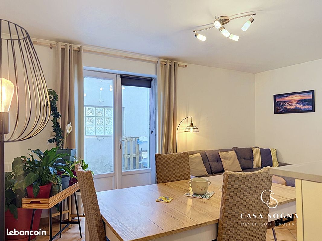 Maison 5 pièces 111 m² · à Saint-Jean-le-Vieux · 111 m² · 197 000 €