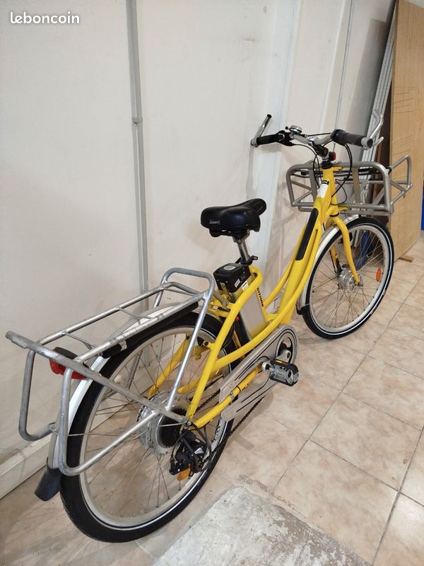 Offrez-vous un vélo électrique La Poste pour pas cher