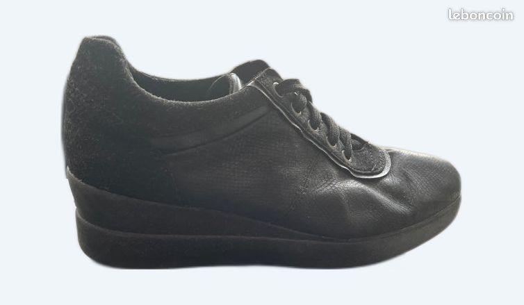 Baskets noires (image 1)