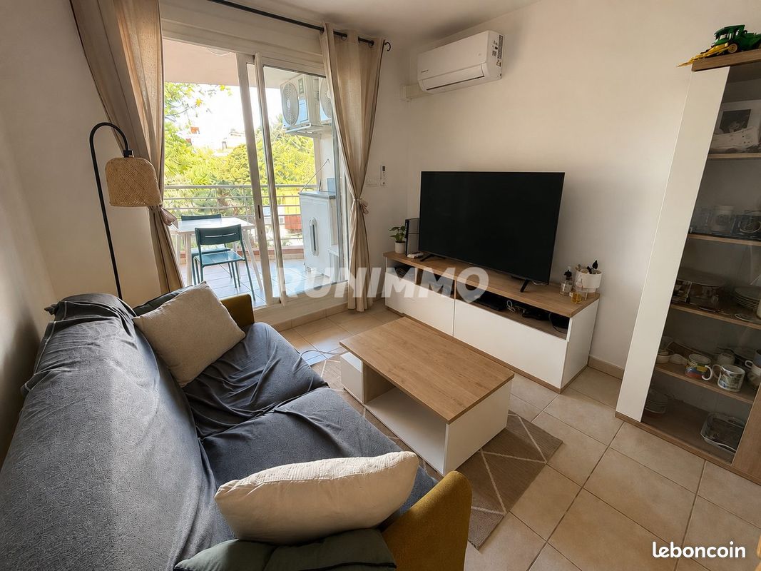 Appartement 2 pièces 42 m² · à Saint-Denis · 42 m² · 858 €