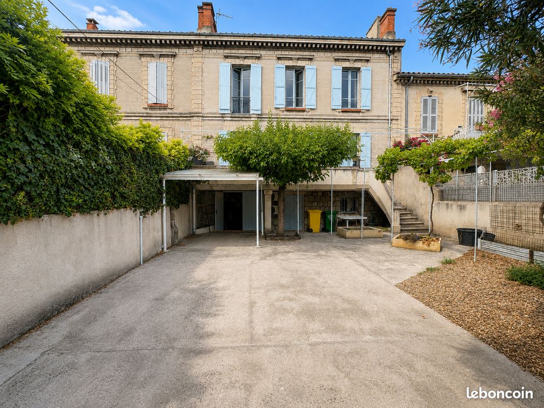 Maison 8 pièces 145 m² · à Avignon · 145 m² · 399 000 €