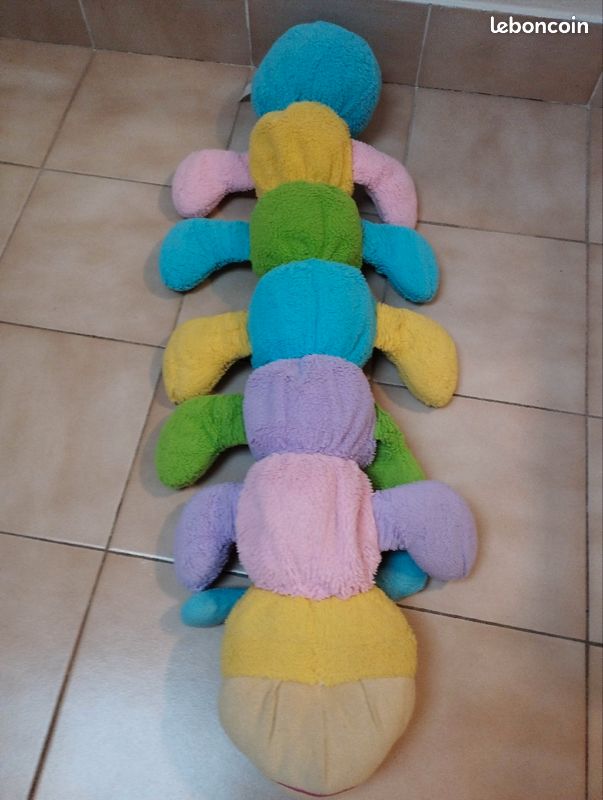 Peluche 1000 pattes 75cm (image 3)