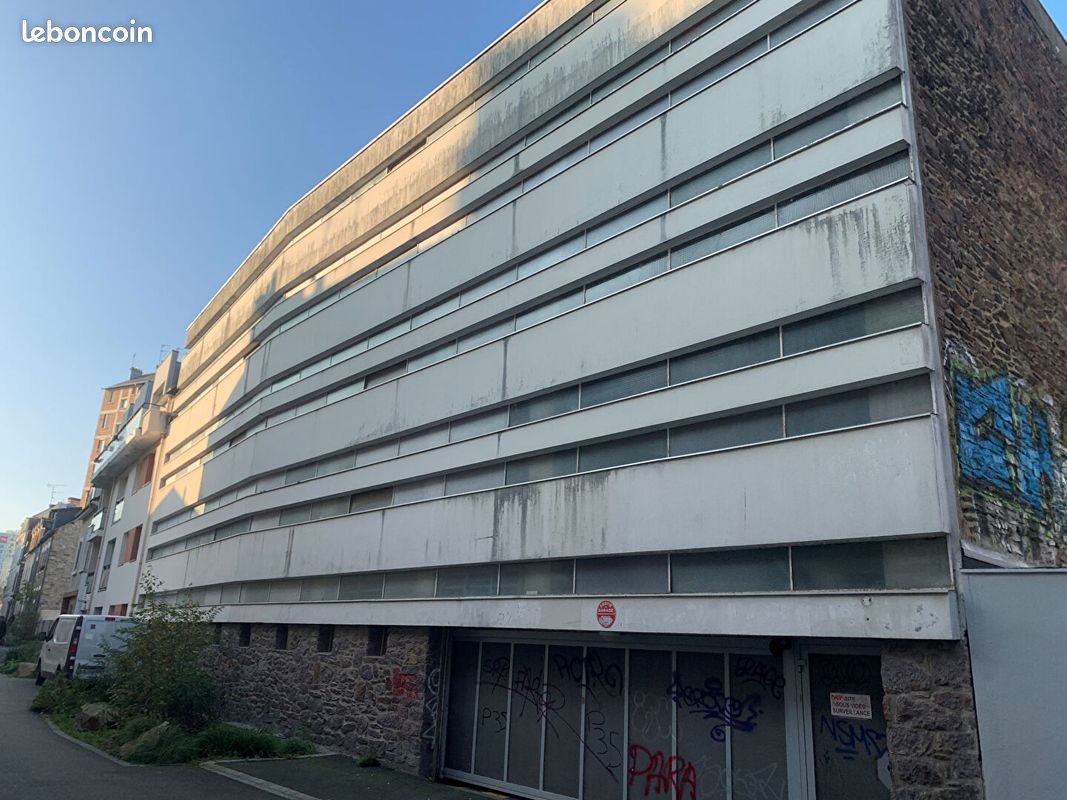 Parking/box RENNES · 80 €/mois