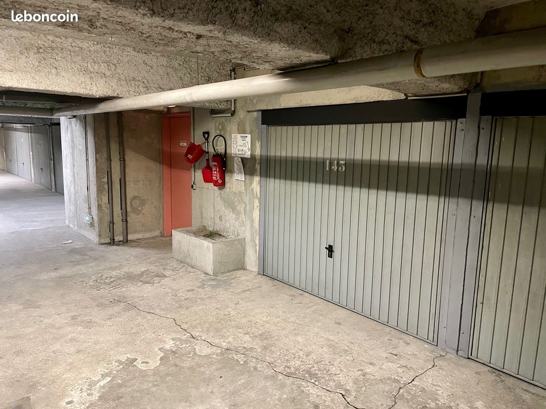 Garage sous le quartier Chorus