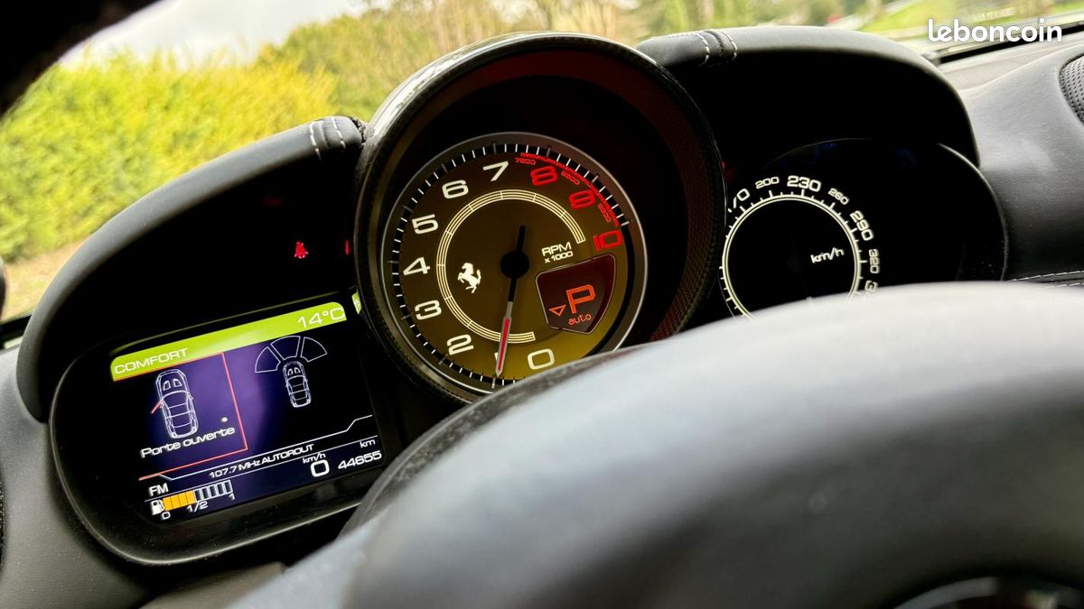 Ferrari California T V8 3.9 560ch (image 15)