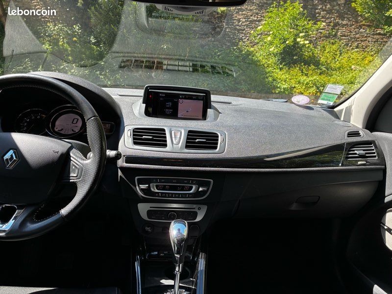 Renault Mégane 1.2 tce 130cv (image 2)
