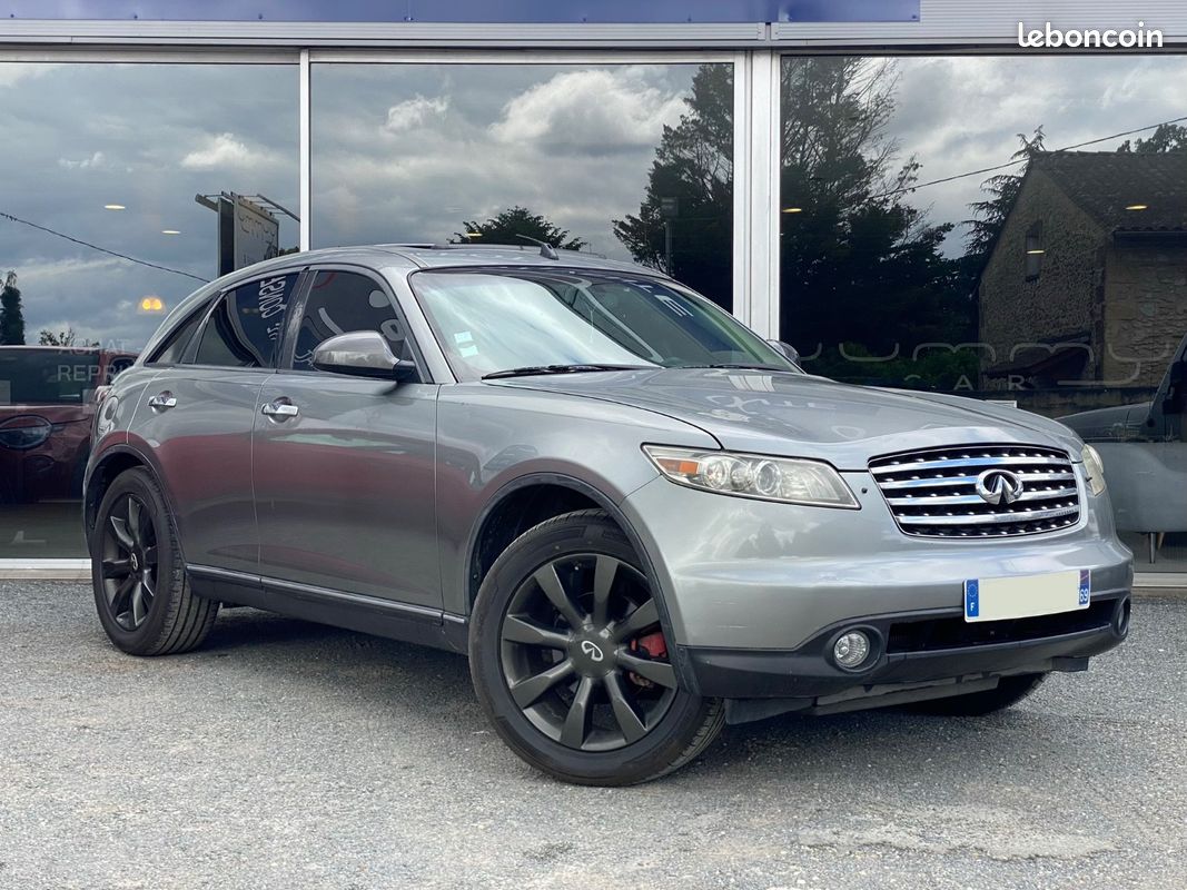 INFINITI FX35 / 3.5i V6 AWD 280 cv / Éthanol / Boîte auto / Toit ouvrant / Sièges chauffants / Son BOSE / Climatisation bi-zone (image 1)