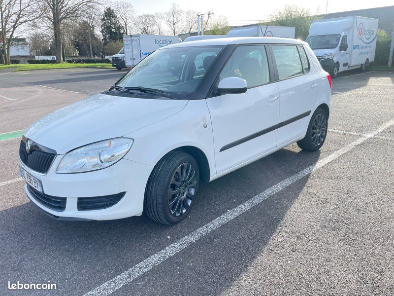 Skoda fabia (image 4)