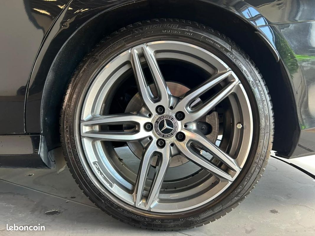 MERCEDES CLASSE E E 220 D - BVA 9G-Tronic BERLINE - AMG Line - TOIT OUVRANT - CAMERA 360 - ENTRETIEN COMPLET - 2EME (image 19)