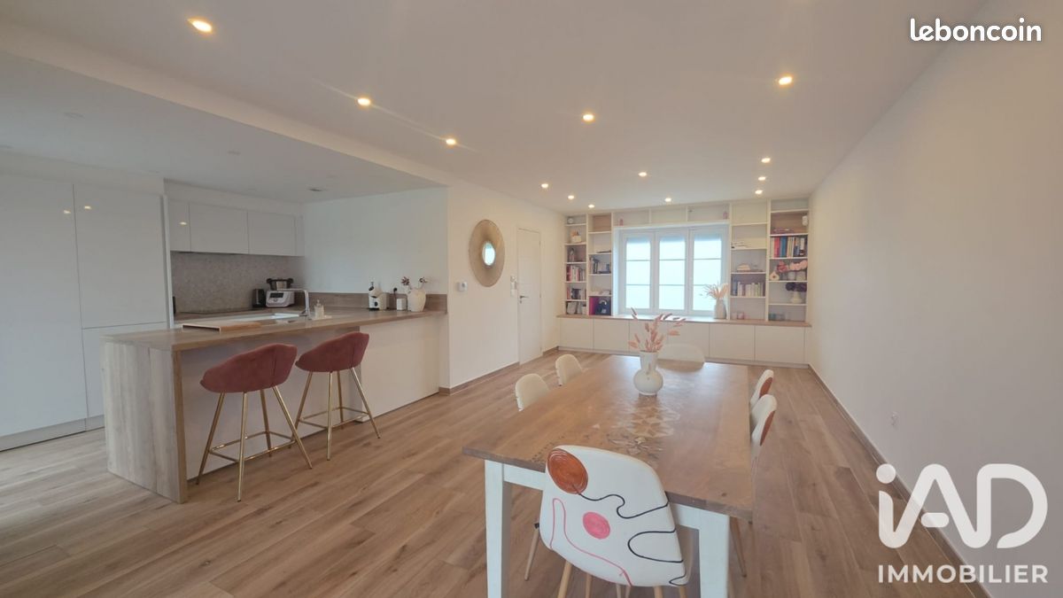 Maison 7 pièces 120 m² · à Faches-Thumesnil · 120 m² · 419 000 €