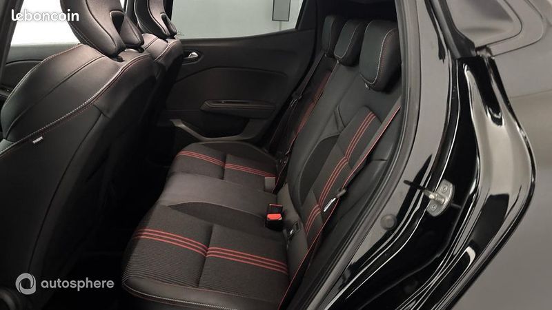 Renault Clio 1.6 E-Tech hybride 145ch RS Line (image 13)