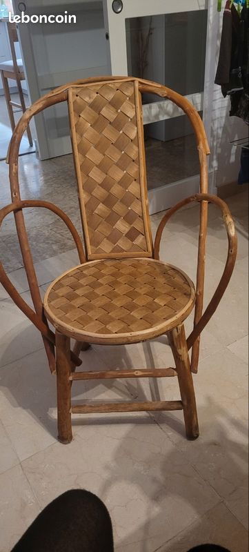 Fauteuil artisanal, fait main /châtaigner (image 1)