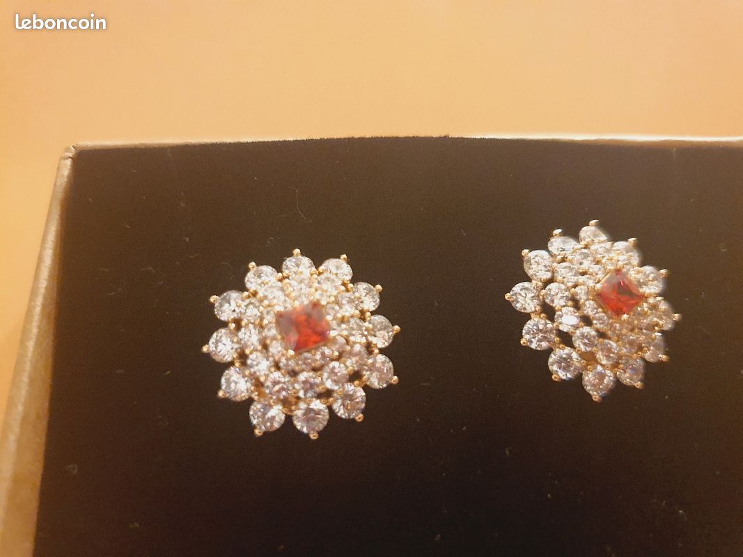 Boucles d'oreilles Lotus (image 4)