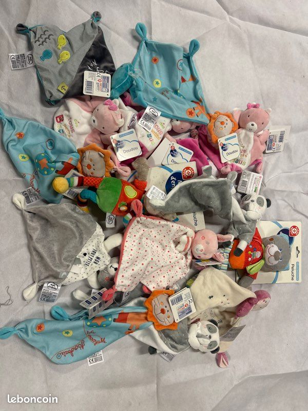 Lot de 15 doudous neufs Mots d’enfants Leclerc (image 1)