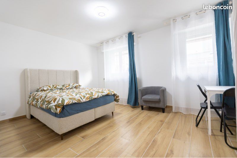 Appartement 1 pièce 25 m² · à Courbevoie · 25 m² · 1 250 €/mois