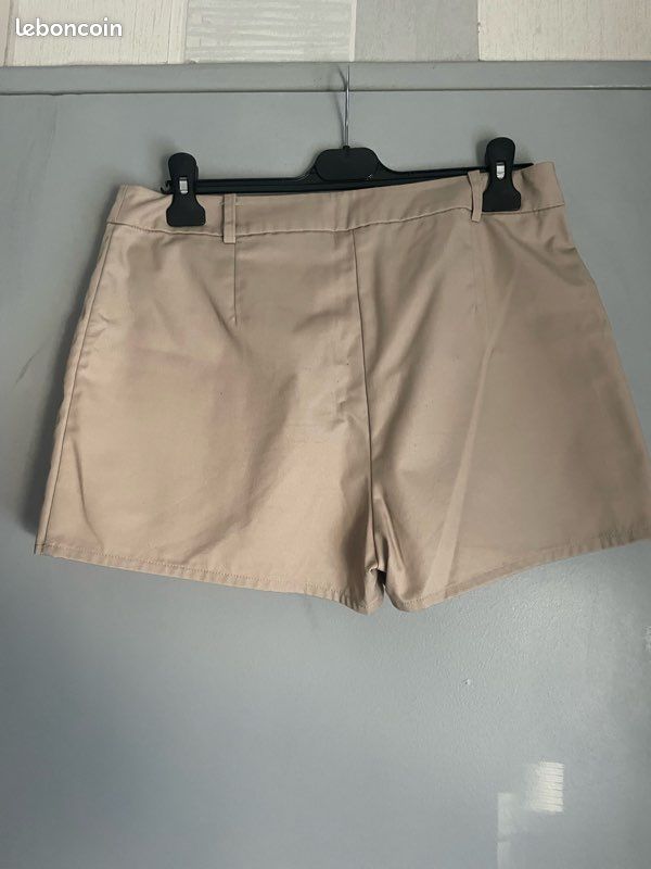 Short Chino L.L. Bean Femme Plus Size 18W – Beige Plissé – Coupe Préppy