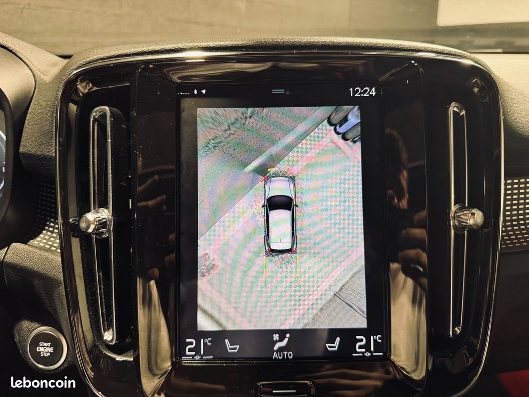 VOLVO XC40 R-Design T5 Recharge 180+82 ch DCT7 (image 30)
