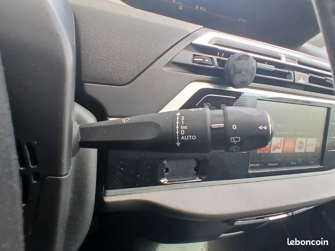 CITROEN C4 SPACETOURER PureTech 130 SS Shine (image 26)