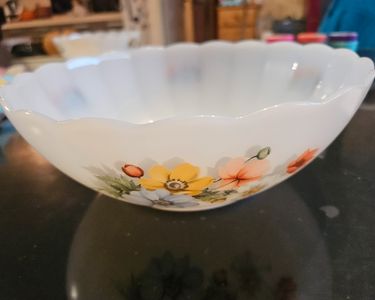 Saladier Vintage Arcopal Années 70, Décor Floral - Très Bon état