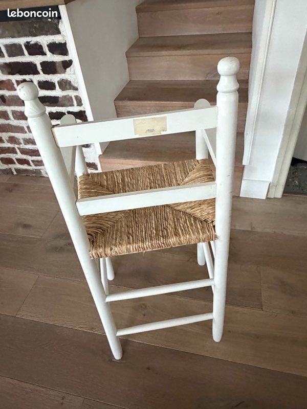 Chaise haute en bois (image 3)