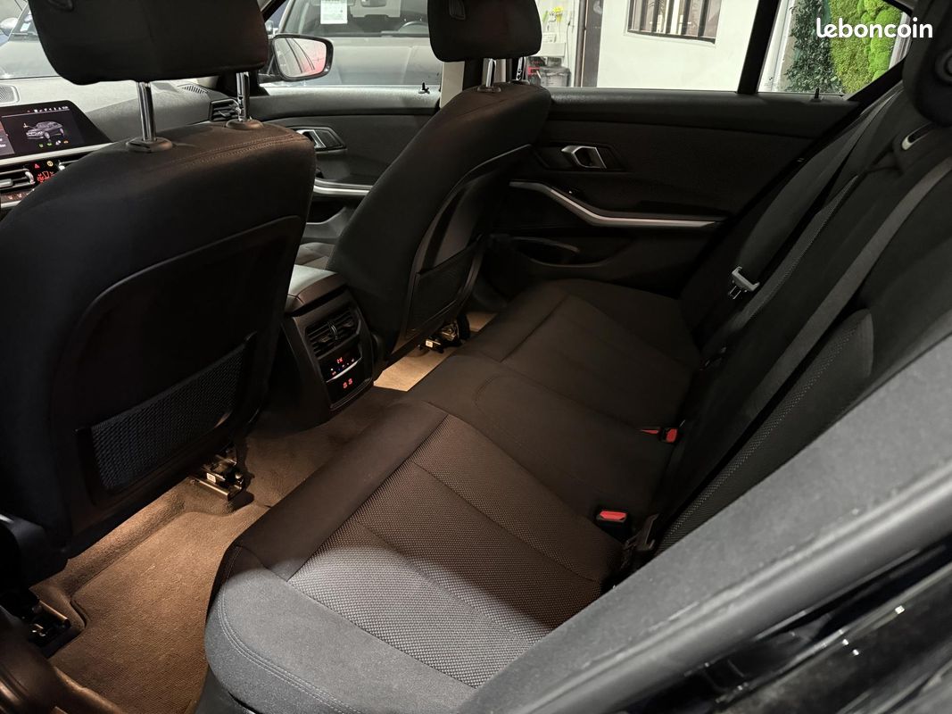 BMW SERIE 3 2.0 318i 155ch Lounge BVA - Garantie 12 MOIS (image 23)