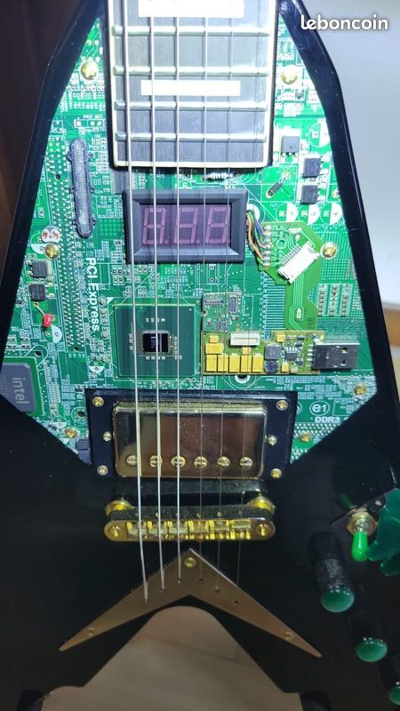 Guitare Custom Cyber Flying V vintage (2019) (image 4)