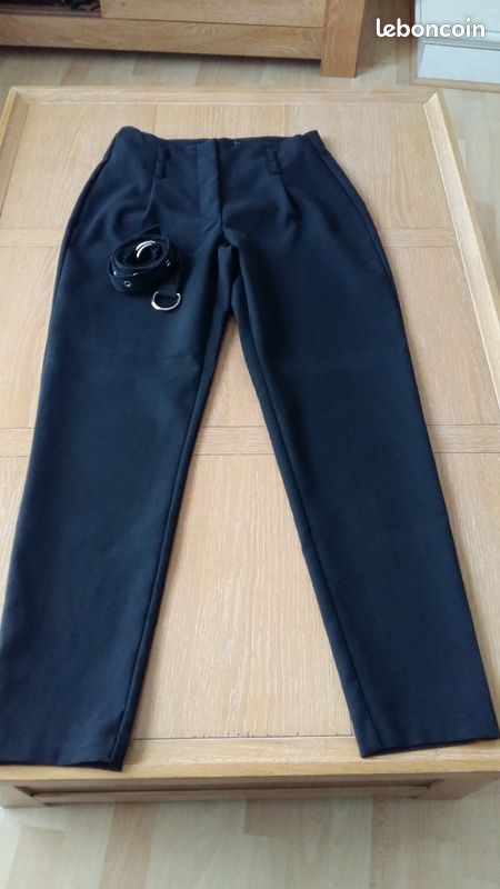 Pantalon Noir et ceinture (image 1)