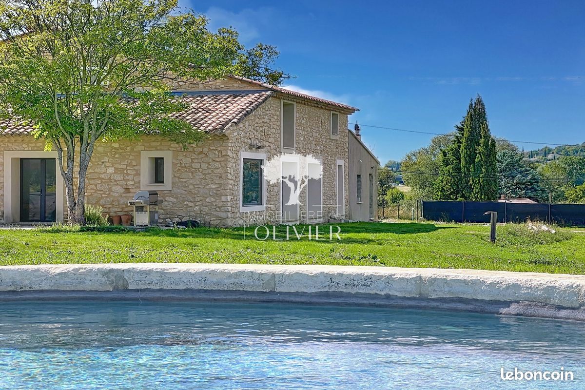 Maison 250 m² · à Apt · 250 m² · 498 500 €