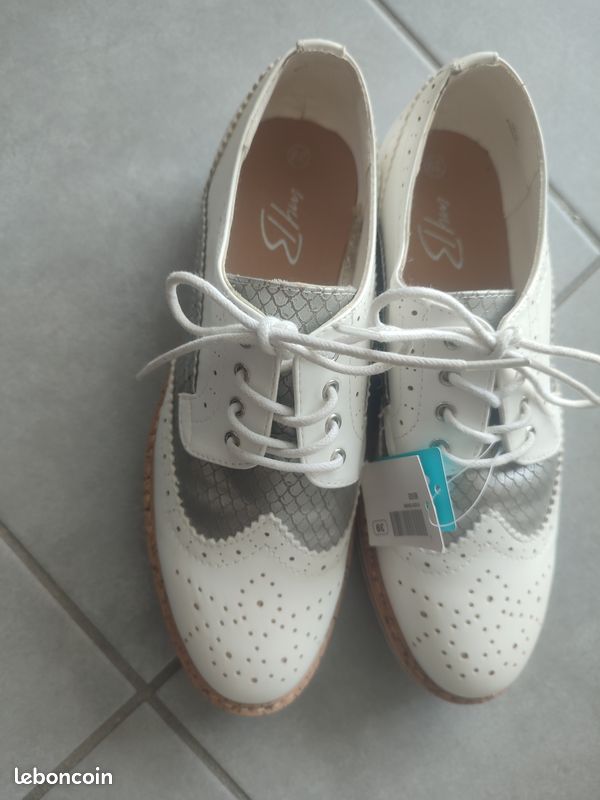 Derbies blanches et argentées (image 1)