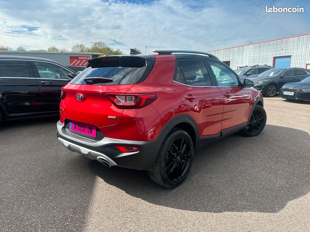 Kia stonic 1.0 t-gdi 120 isg premium 1 ere main avec seulement 27724 kms (image 2)
