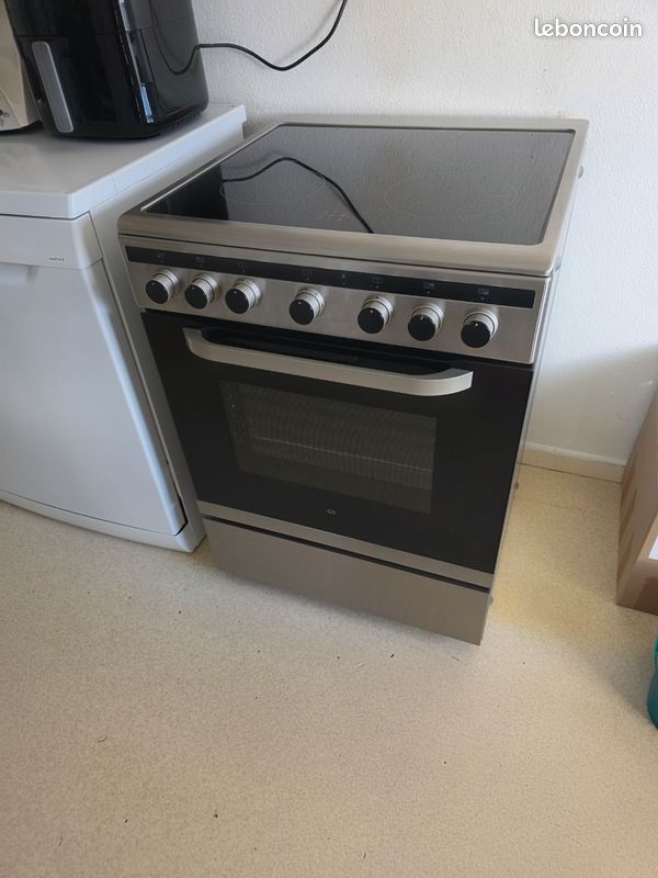 Cuisinière induction - Électroménager