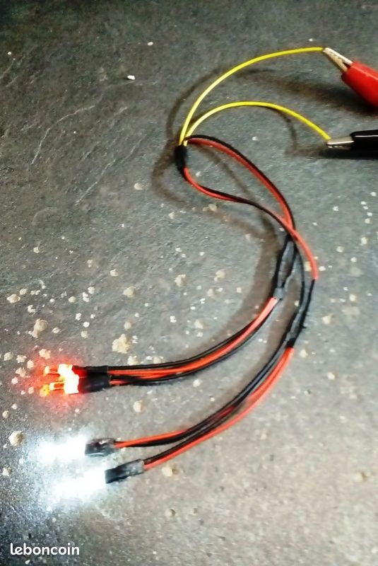 Éclairage bi-couleur 2mm motrice ho (image 1)
