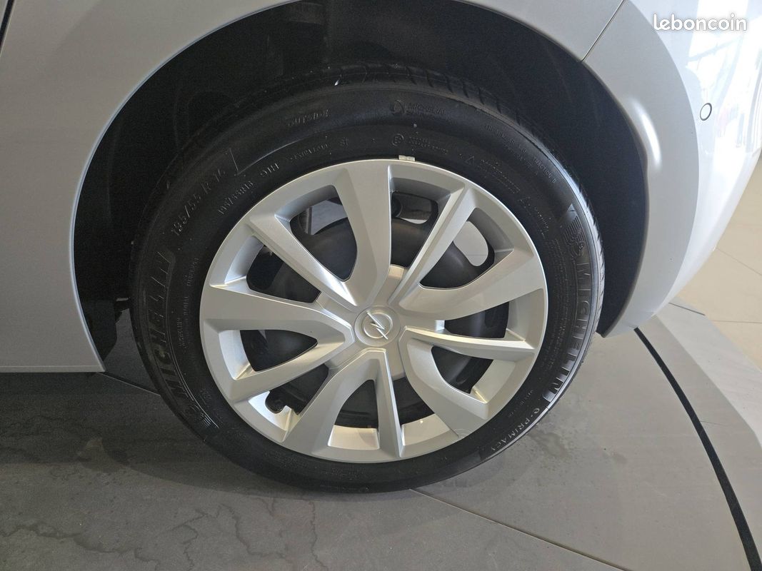 OPEL Corsa 1.2 75 ch BVM5 (image 14)