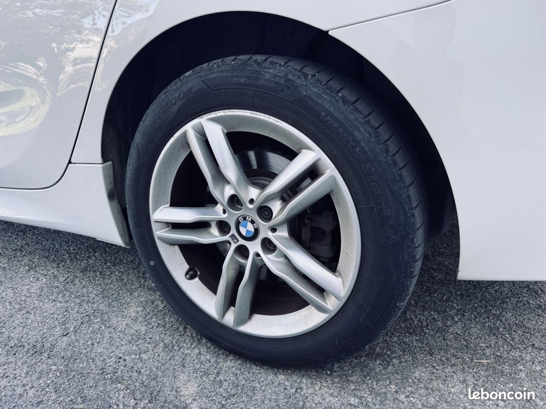 BMW SERIE 2 Active Tourer 1.5L 220CH 225 xe M Sport + SIEGES CHAUFFANTS + AFFICHAGE TETE HAUTE + HARMAN KARDON + CAMERA DE RECUL + GARANTIE 12 MOIS (image 19)