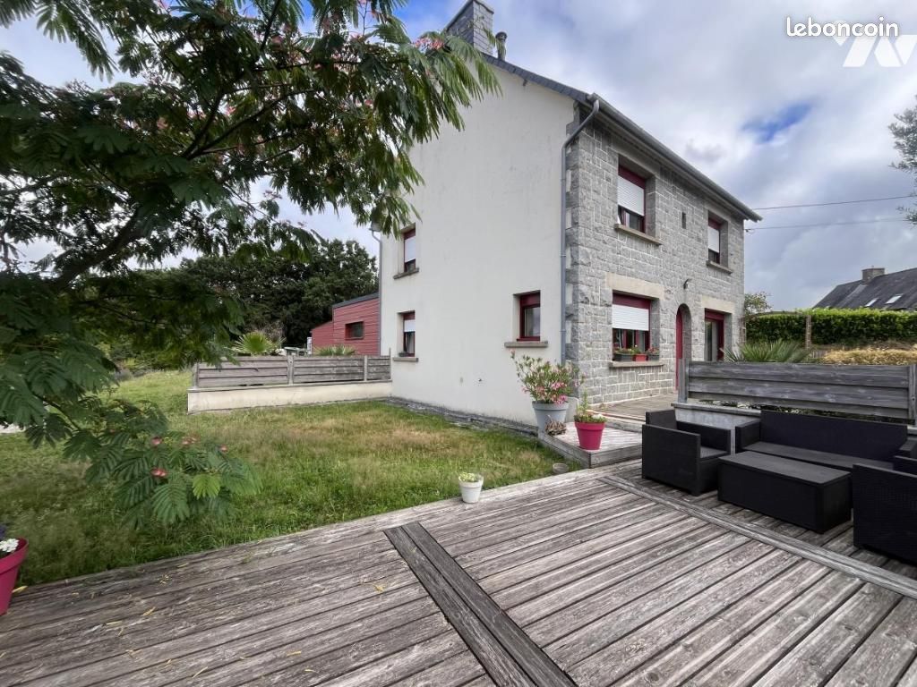Maison 110 m² · à Saint-Brandan · 110 m² · 239 720 €