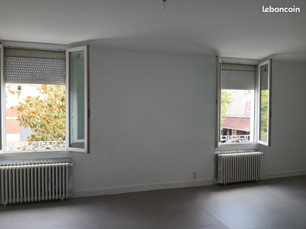 Appartement 4 pièces 60 m² · à Terrasson-Lavilledieu · 60 m² · 580 €