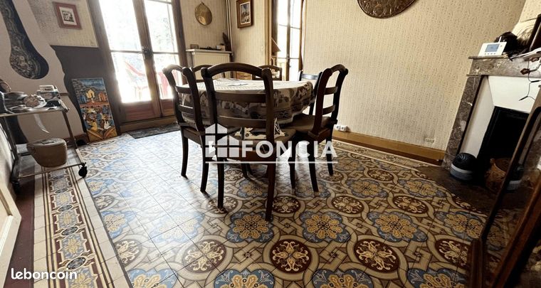 https://img.leboncoin.fr/api/v1/lbcpb1/images/b4/2b/d4/b42bd4d2de680f19e93d4aef9de00c630fc0ddea.jpg?rule=ad-image