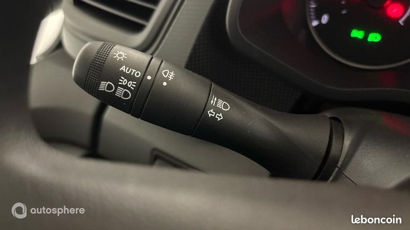 Renault Trafic Véhicule utilitaire ou Société L1H1 3T 2.0 Blue dCi 130ch Confort E6E (image 24)
