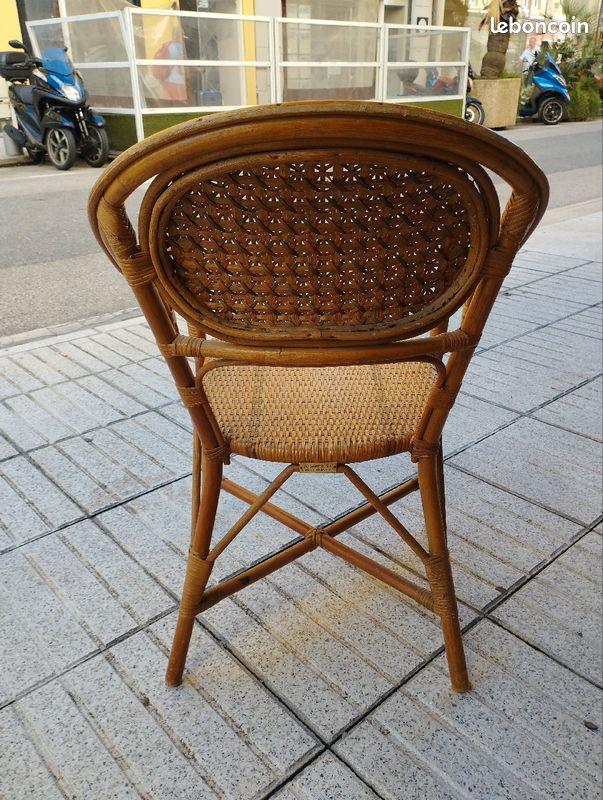 Chaise fauteuil en bois rotin (image 1)