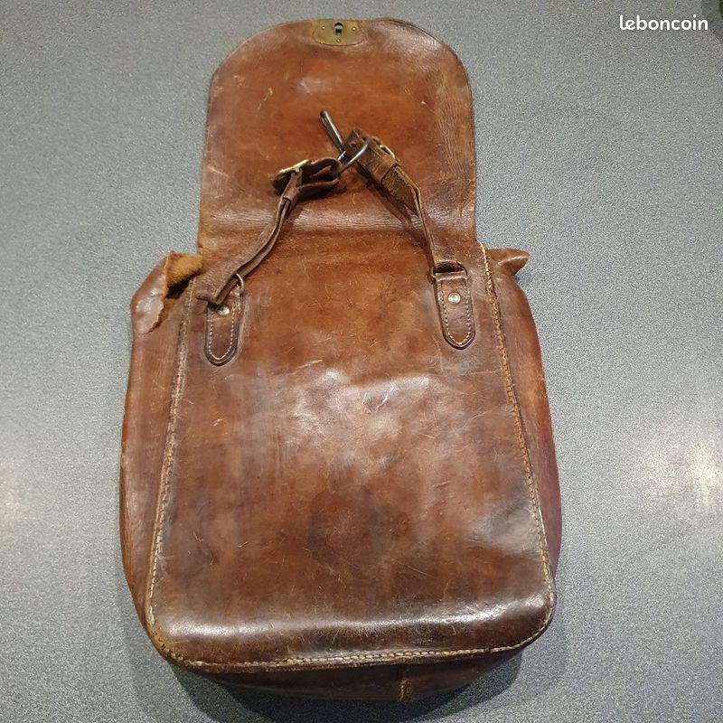 Cheval sellé vintage - Cuir, Papier-mâché - Catawiki