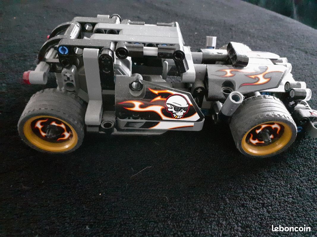 Voiture Lego Technique (image 3)