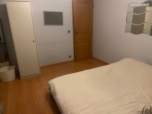 Loue chambre dans maison individuelle