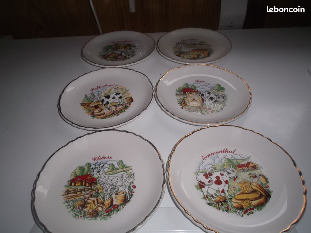 Assiette carrées Bakir rouge - L 24 cm