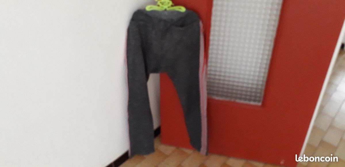 Pantalon de sport 12ans (image 1)