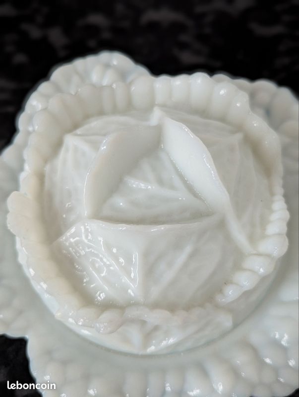 Bonbonnière chou en opaline de Portieux (image 3)